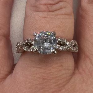 Fragrant Jewels Ring Size 8 NWOT